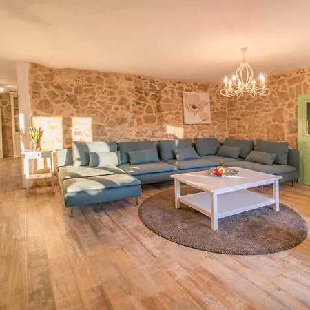 Vilă Villa Garica Garica